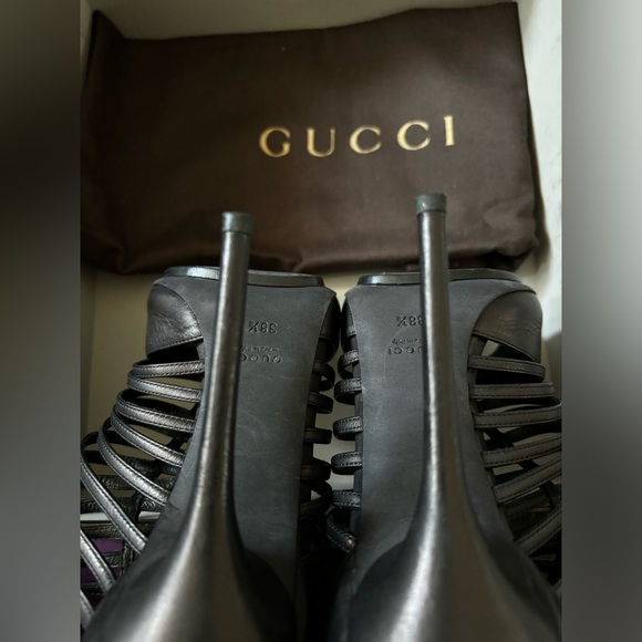 GUCCI leather Saddle Soft Lux Caged Peep Toe sandals size 38 1/2 - Picture 9 of 9